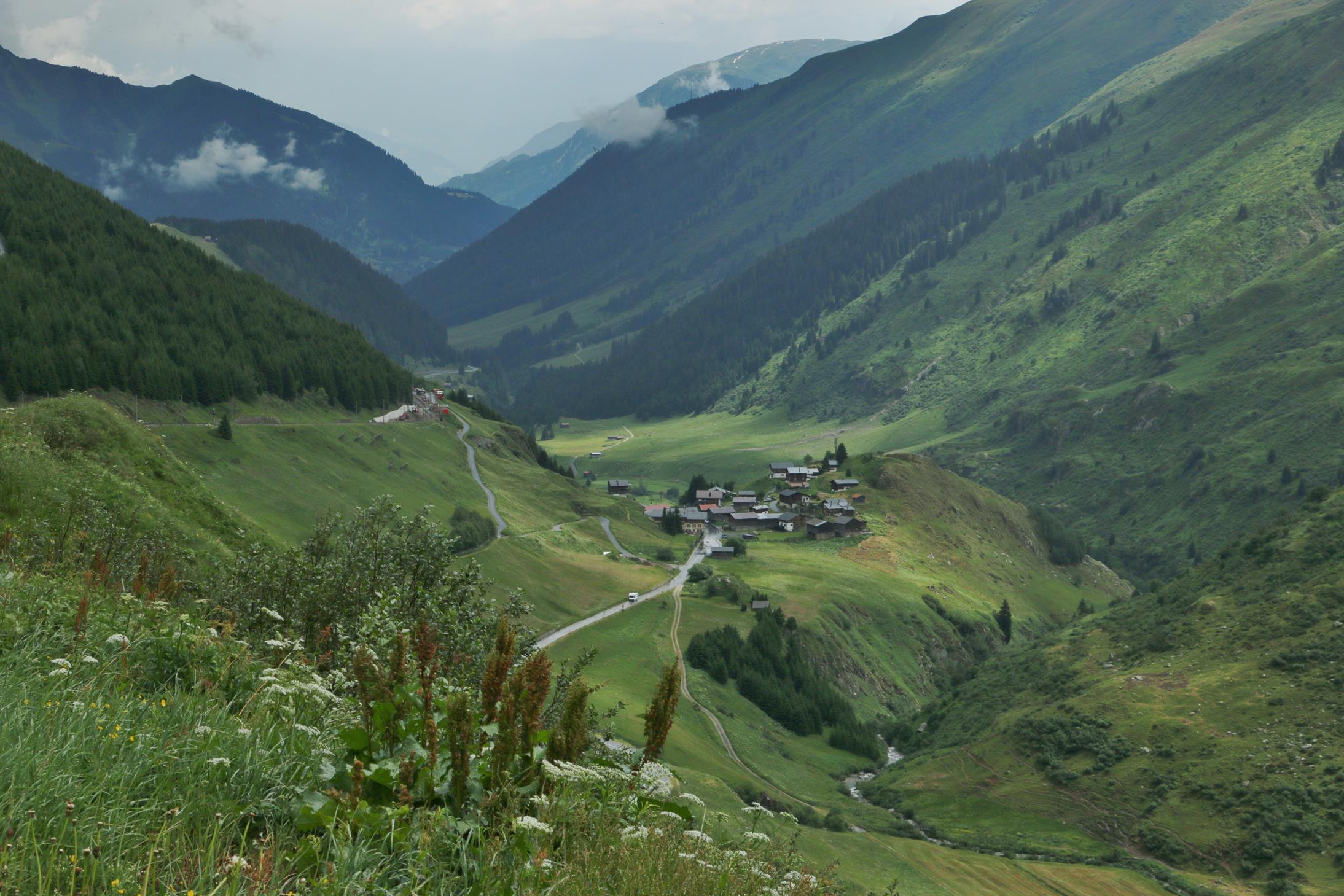 Teils nass vom Oberalppass nach Tschamut 7.7.2019